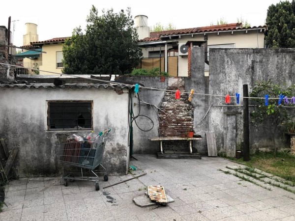 VENTA CHALET EN MERLO ! AV. ARGENTINA 1465 